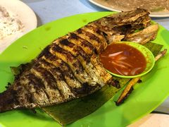 -明记烧鱼美味店