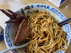 -梅溪·小伙子干挑面(安吉总店)