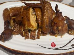 -老季市·三代非遗传承·地标美食老汁鸡(工农路店)