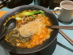 -八月美食小馆(银泰城总店)