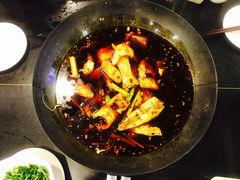 -鸿顺老铁锅美蛙鱼府(解放碑店)