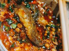 -肖肖酸萝卜鱼火锅(总店)