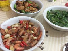 蛋白烧丸子-国庆鱼头鱼尾馆(盛世华庭店)