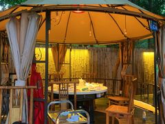 -二荆条·蜀鲜汇城市森林火锅