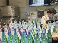 -瑞幸咖啡(石榴中心店)