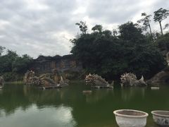 -湖光岩风景区
