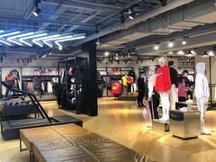 -NIKE品牌体验店(北京蓝色港湾店)