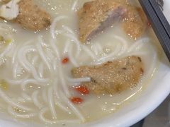 -凯峰鱼汤米线(金利達店)