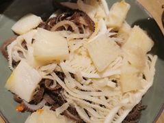 -毛肚向右·川渝毛肚王(经开永旺店)