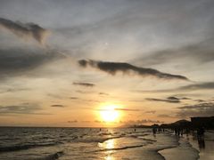 -三亚湾海居铂尔曼度假酒店