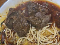 牛肉面-包包白专业牛肉面(紫薇支路店)