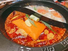 鸳鸯锅-大话三城重庆火锅(万科天誉店)