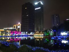 -铜锣湾·有麝自然香(渝北财富中心店)
