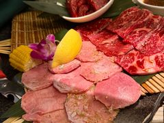 豪华纪念拼盘-虎丸烧肉(世纪汇店)