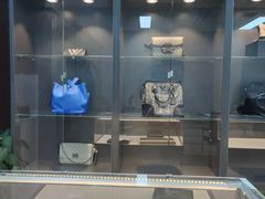 -用真奢侈品名表名包回收中心(朝阳万达店)