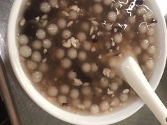 -芳婆糕团店(王府大街店)