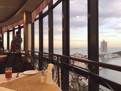 靠窗位-汇泉王朝大饭店-旋转餐厅(南海路店)