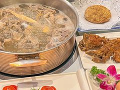 -殷式·私房烧烤·羊蝎子火锅(什刹海店)
