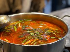 带皮牛肉酸汤火锅-泉味道贵州厨房(三里河店)