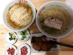 -朱鸿兴面馆(镇湖店)