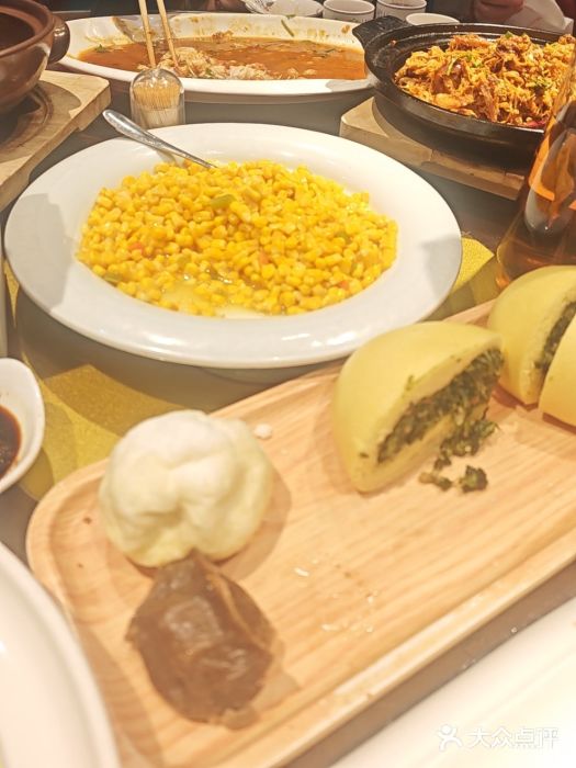那家老院子东北菜·饺子·小鸡炖蘑菇(艳华街店)图片