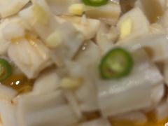 -小渔莊•地道胶东菜(旅游路万象省博物馆店)