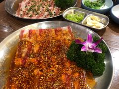 -明洞阿姨·韩式酱蟹烤肉·创意料理(三元桥店)