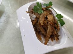 椒盐凤尾鱼-艳阳度假酒店·餐厅