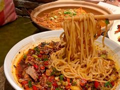 -麻辣总动员·川派海鲜·现炒浇头面·自贡菜(五彩城店)