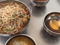 -正宗杨记普洱酸醋米线(总店)