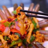 好吃的烤乳猪哪里找，跟着三亚人吃就对了