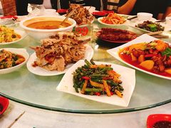 -维吾尔餐厅(宜山路店)