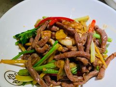 -江渔儿酸菜鱼·拔草餐厅(虎门君乐汇店)