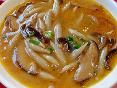 蘑菇汤莜面鱼鱼-西贝莜面村(上海百联西郊店)