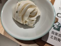 -老乡鸡(上海白玉兰广场店)