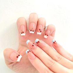 -悦指间美甲美睫