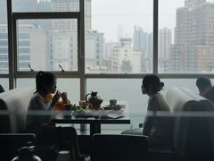 靠窗位-大头虾越式风味餐厅(光明广场店)