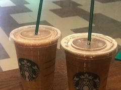 -星巴克(上海虹桥新天地二店)