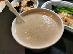 窝蛋嫩滑牛肉粥-老東粥皇·茶餐厅(云路中心店)