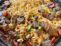 -包整·丝娃娃(一览甲秀楼风景店)