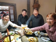 -艳阳天民俗村(公园路店)