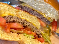 牛肉芝士汉堡-FABIO’S费比欧披萨餐厅