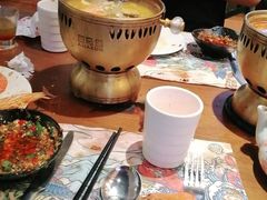 -亚马逊环球美食百汇(新城吾悦广场店)