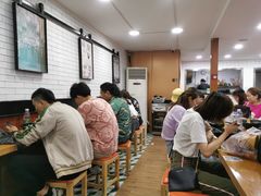 等位区-杨国福麻辣烫(观前街店)
