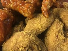 -BHC炸鸡(明洞总店)