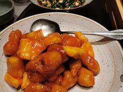 菠萝咕咾肉-青年公社烤鸭(滨湖银泰店)