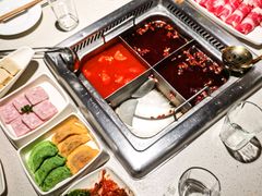 -海底捞火锅鲜切牛肉主题店(长寿路店)