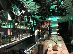 -OZONE 顶楼酒吧(香港丽思卡尔顿酒店)