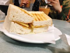 鮮油奶多-华嫂冰室(尖沙咀店)