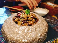 -蘑菇私房菜小馆(杨家坪西城天街店)